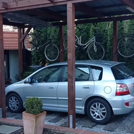 Apartment Spacious In District. *