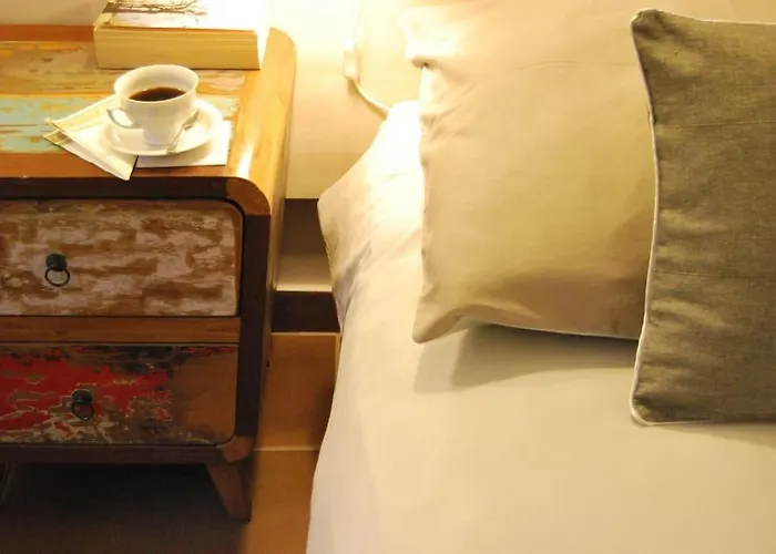 Spacious In District. Appartement *