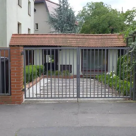 Apartment Spacious In District. *